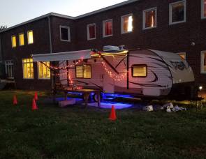 2018 FOREST RIVER WILDWOOD X-LITE 241QBXL