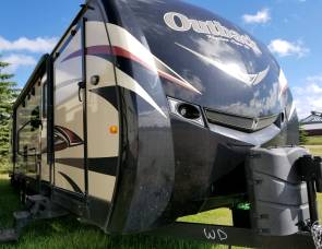 2014 Keystone Outback 310TB Toyhauler Travel Trailer