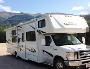 2017 DOG FRIENDLY! BUNKHOUSE BEAUTY! SUNSEEKER SLEEPS 10!