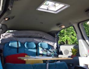 2005 Chrysler Town and Country