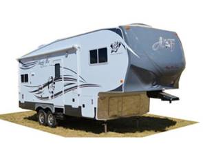 2016 Arctic fox 5th wheel