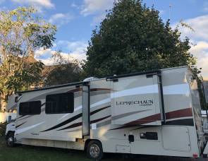 2017 Coachmen Leprechaun