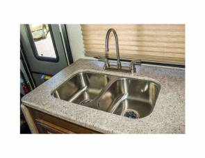 2019 Coachmen Pursuit Precision