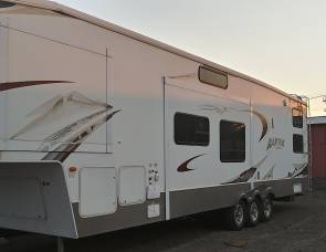 2008 Keystone Raptor