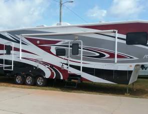 2004 Keystone Raptor