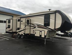 2017 Sandpiper 32 clubhouse