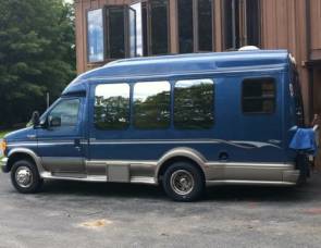 2004 Ford E-350