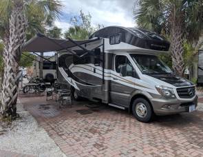 2016 Winnebago Navion 24G