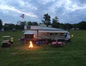2016 Forest river wildwood 32ft loft