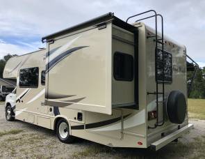 2018 Thor Motor Coach Four Winds 26b