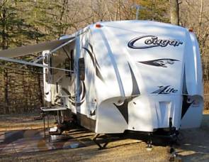 2013 Keystone Cougar 31SQB