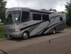 2004 FOURWINDS INFINITY