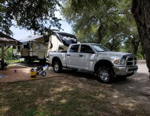 2019 Grand Design 337RLS