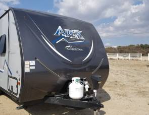 2017 Apex Ultra-Lite