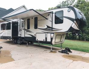2018 Keystone Montana High Country
