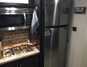 2018 Lacrosse by Forest River 3310BH