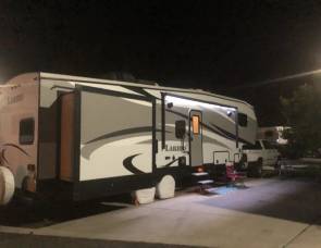 2015 Keystone Laredo