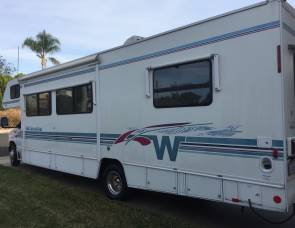 2003 Winnebago Minnie Winnie