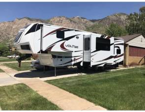 2013 Duchman V3200 voltages toy hauler