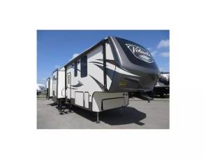 2019 Crossroads Volante 360LF Two Bedrooms/ Two Bathrooms/ Outdoor Kitc