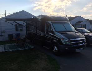 2010 Winnebago Profile View