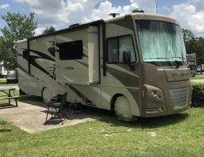 2015 WINNEBAGO VISTA 50mi. radius.Set up-pick up.