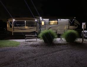 2019 Cougar 368 mbi