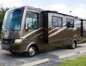 2012 Newmar Baystar