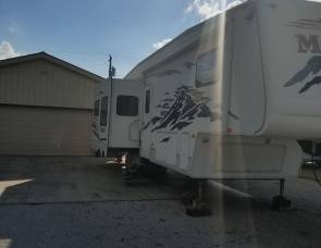 2004 Keystone Montana