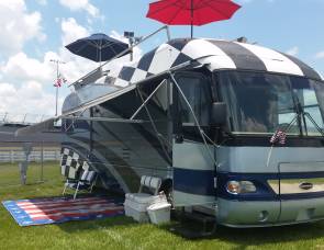 2008 Airstream land yacht, NASCAR EDITION WITH ROOFTOP PATIO