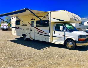 2015 27' Coachmen Freelander