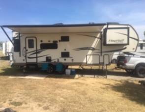 2015 Forest River Flagstaff