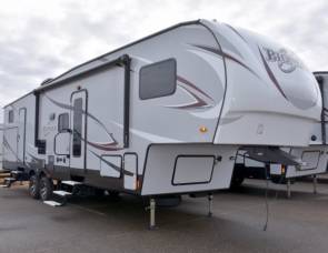 2018 Pioneer 322 Bunkhouse