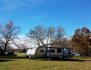 2016 Coachman Catalina 323BHDSCK