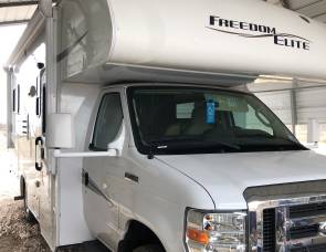 2015 Ford 350 Freedom elite