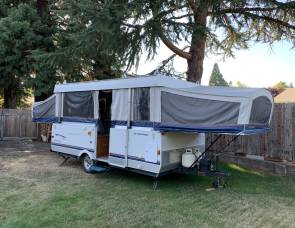 2005 Fleetwood Sequoia