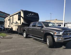 2017 Keystone Montana