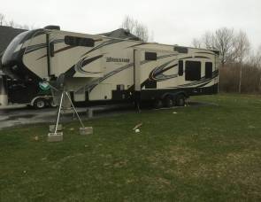 2015 Grand design Momentum 385 TH