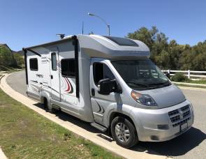 2017 WINNEBAGO 23L