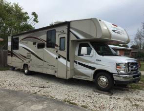 2015 coachmen leprechaun 319DS