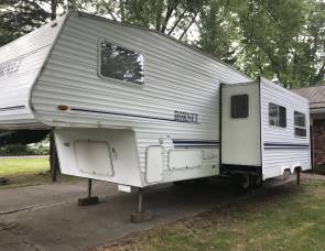2004 KEYSTONE HORNET SPORT