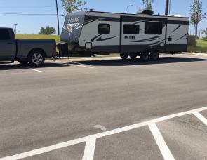 2016 Palomino Puma 28DBRS