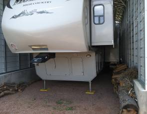 2011 Keystone Montana 333DB High Country