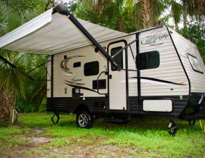 2017 Coachman Clipper