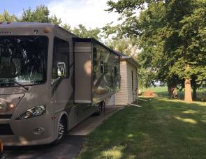 2016 Thor Hurricane 32N