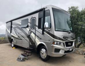 2019 Newmar Bay Star