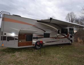 2016 Thor Motor Coach Hurricane 34J Bunkhouse