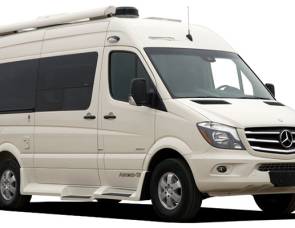 2013 Pleasure Way Plateau RB