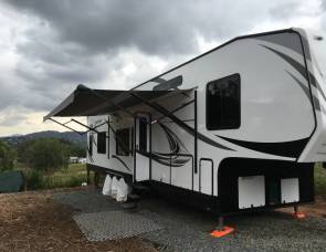 2016 Genesis CR40
