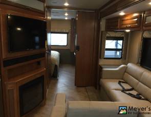 2017 fleetwood bounder33c